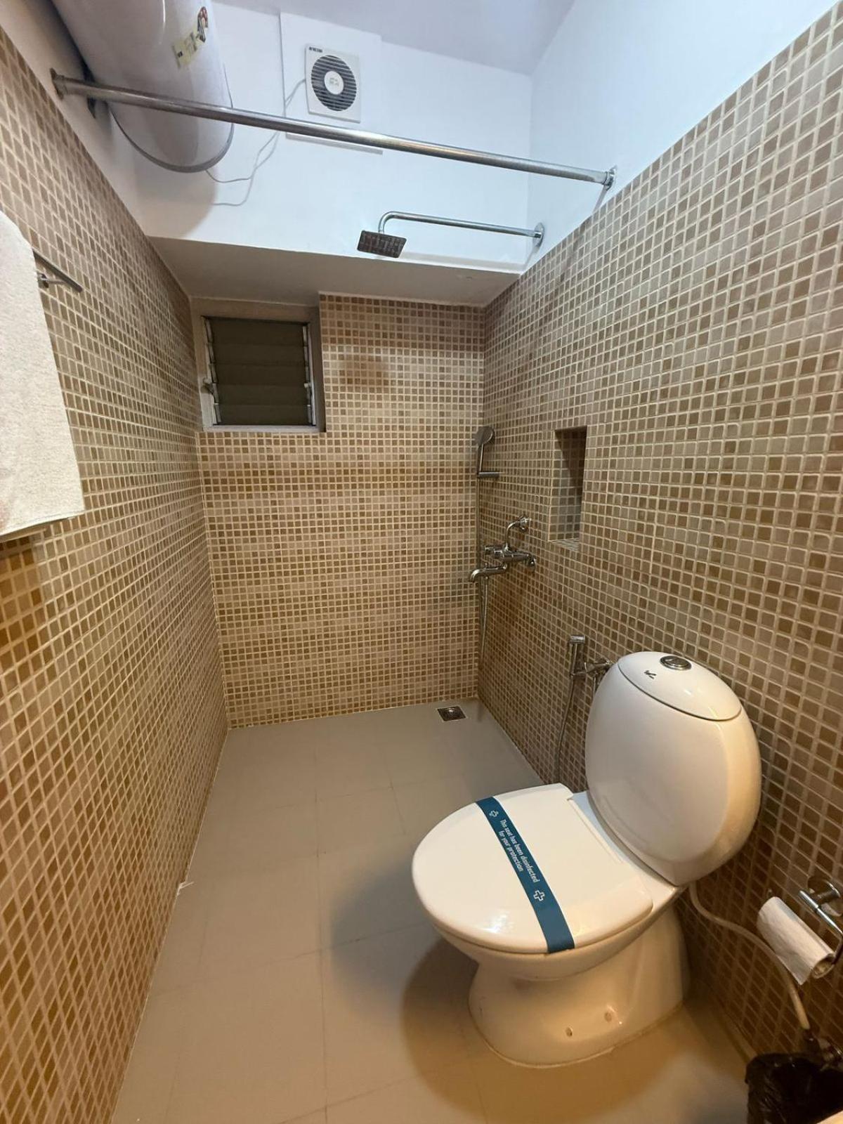 Hanu Reddy Residences Poes Garden Madrás Exterior foto